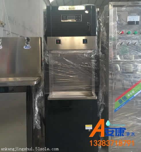 河南純凈水設(shè)備與鄭州反滲透設(shè)備 工廠用凈水設(shè)備的專業(yè)批發(fā)制造