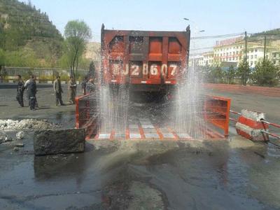 曲靖工地車輛自動洗車設(shè)備 水資源專用機械設(shè)備制造的創(chuàng)新應(yīng)用